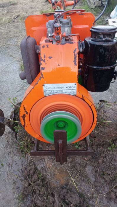 Motoenxada lombardini 14 cv