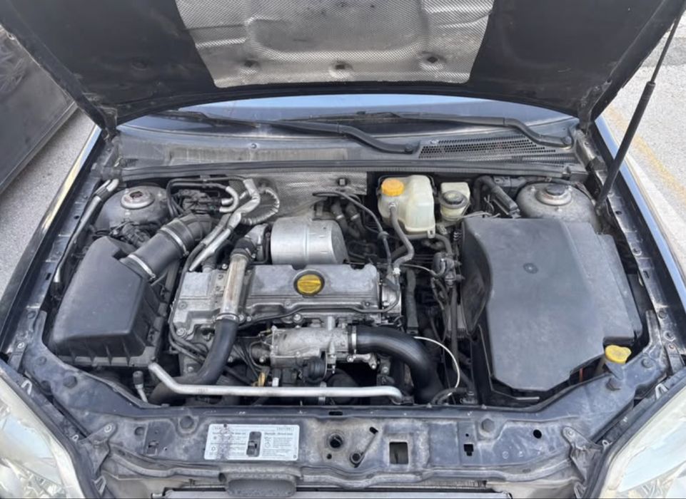 Opel Vectra — fotografia 6