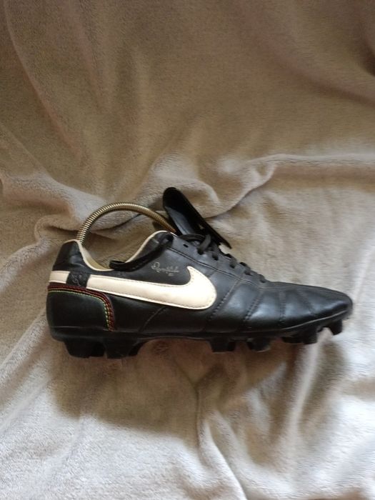Винтажные бутсы Nike Tiempo Legend V Ronaldinho  оригинал 43р.