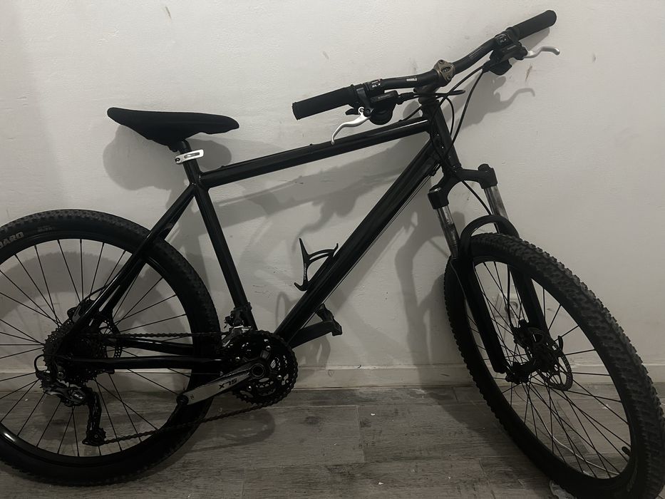 Bike LaPierre preta