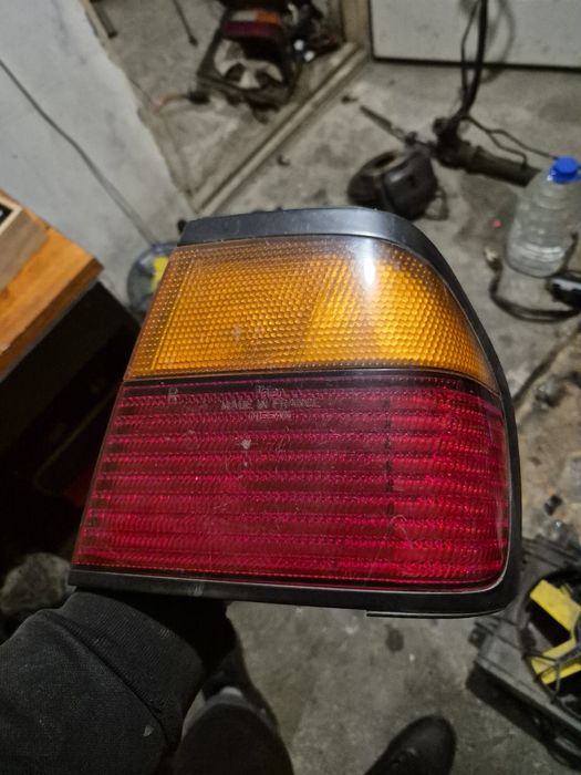 Фонарь задний правый Nissan Primera P10 (в крыло)