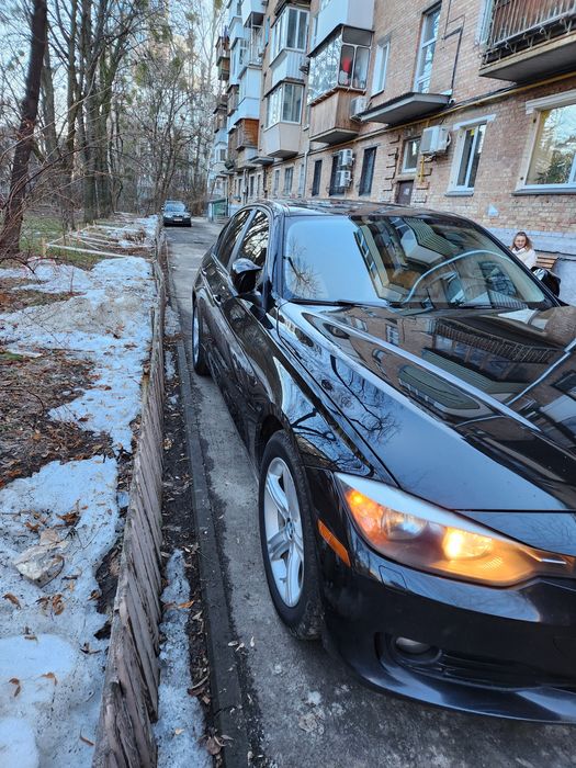 BMW 320i Xdrive 2014 рік