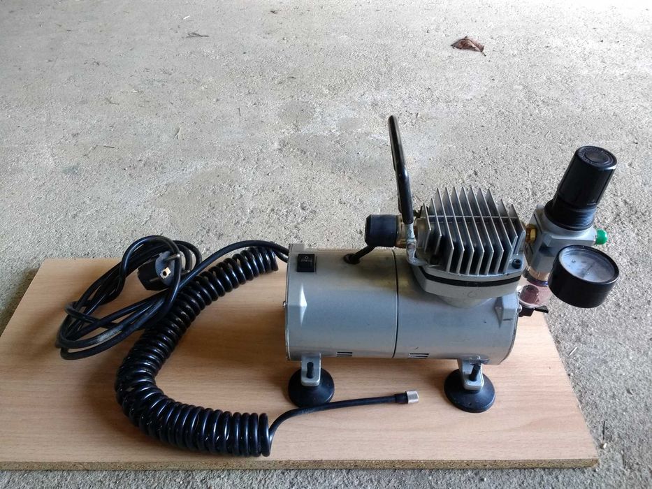 Compressor Pequeno (Ler Descrição)