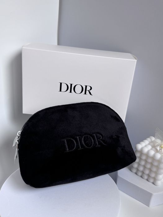 Косметичка Dior у подарунковій упаковці