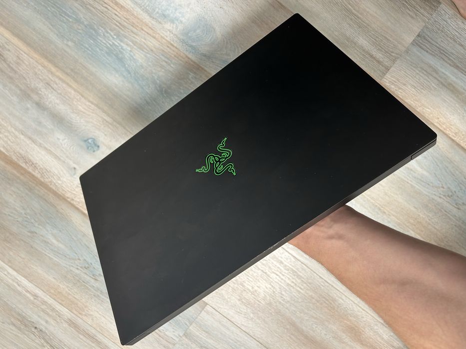 Razer Blade 2019 Mid Base