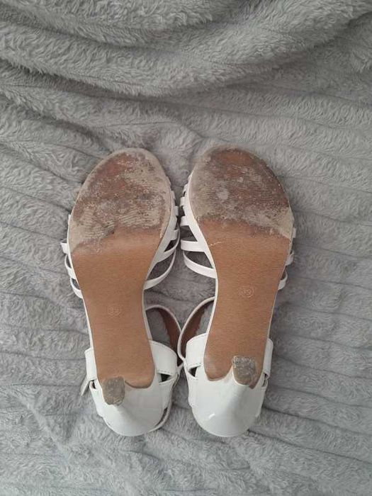 buty białe oficjalne ślubne, balowe, galowe sandałki na szpilce