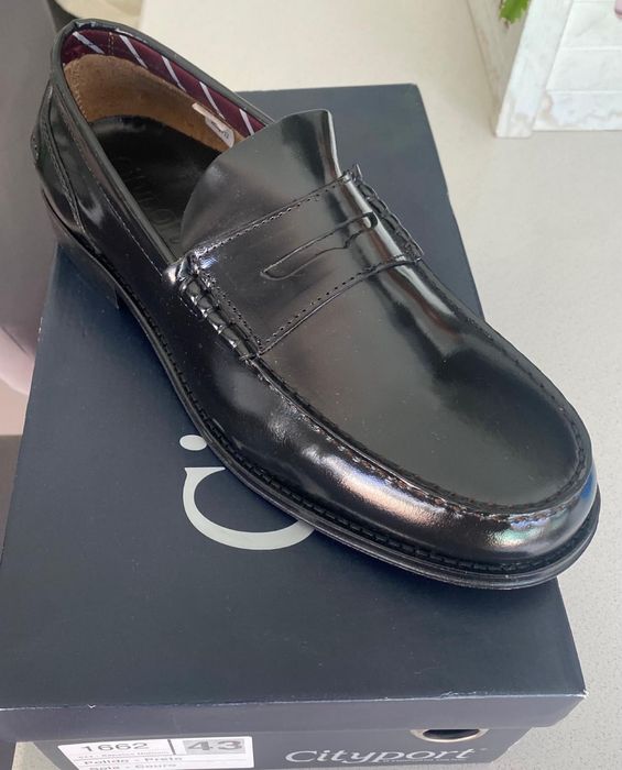 Sapato homem preto classico 100% pele (Novos) nº43