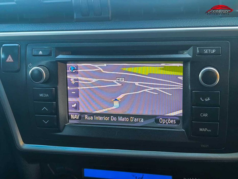 Toyota Auris 1.4 D-4D Life Plus, GPS, Câmara Traseira