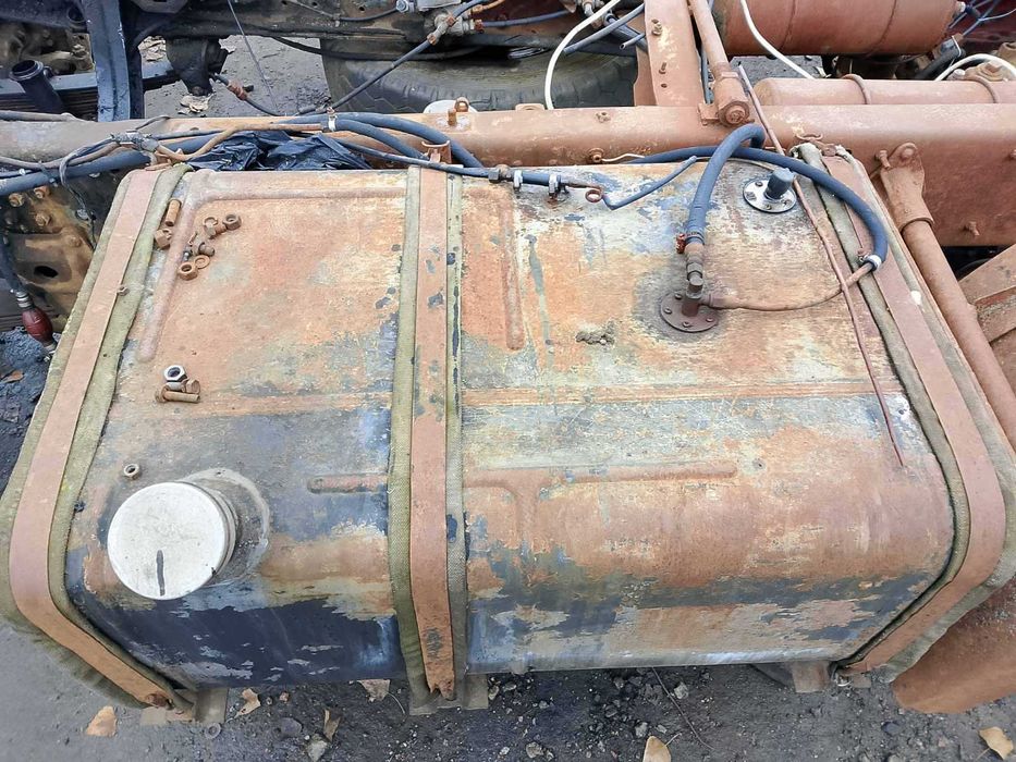 Топливный бак 300-Литров на Камаз Урал