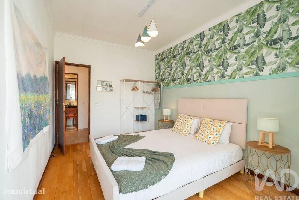 Apartamento T3 em Almada, Cova da Piedade, Pragal e Cacilhas de 118,00