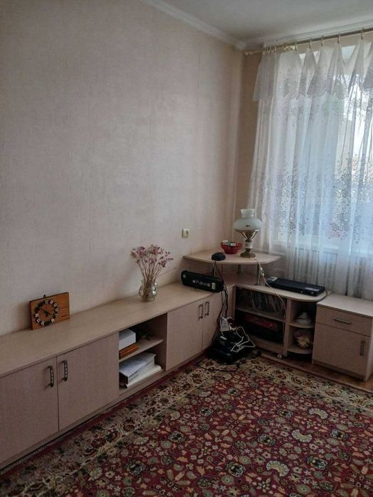 Продам 3х комнатную квартиру. 67м2. 8/12эт. Алексеевка Шевченковский район Метро Победы.