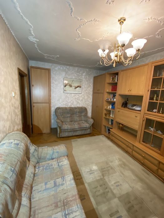 Оренда затишної 2-кімнатної квартири на початку Троєщини  — вул. Червоної Калини, 3.