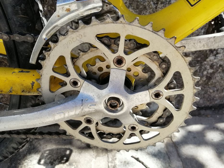 Bicicleta Giant em carbono