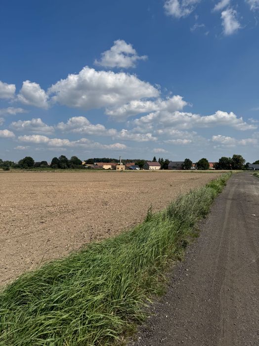 Działki budowlane na sprzedaż 10-16 arów Gierszowice, powiat brzeski