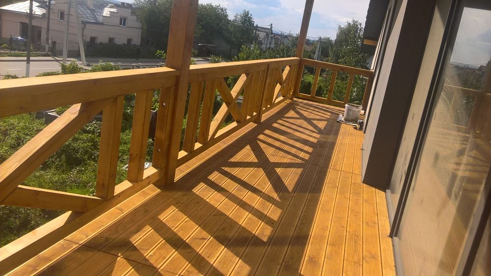 Перила для балконів, сходів та терас