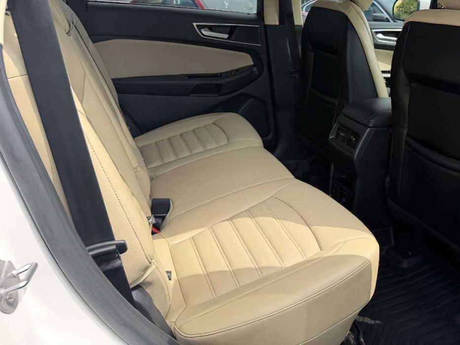 Ford Edge      2017