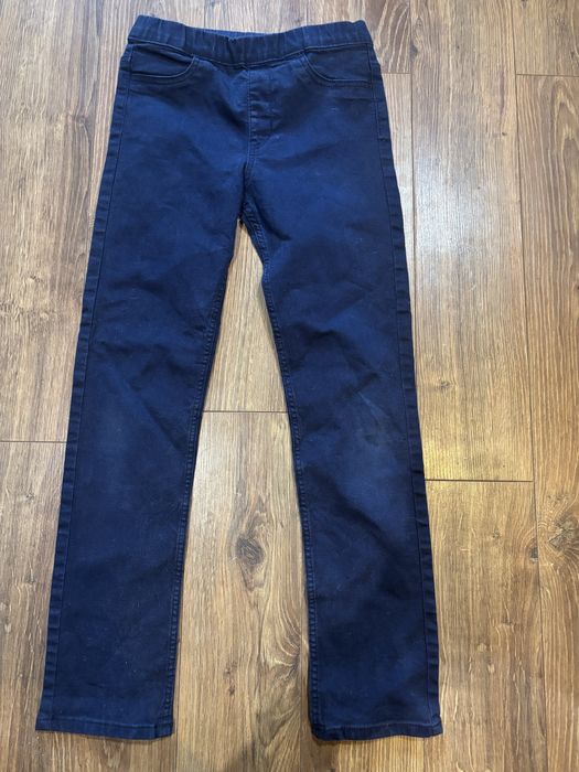 Dlugie spodnie a’la jeans Tregginsy rozm.134 H&M