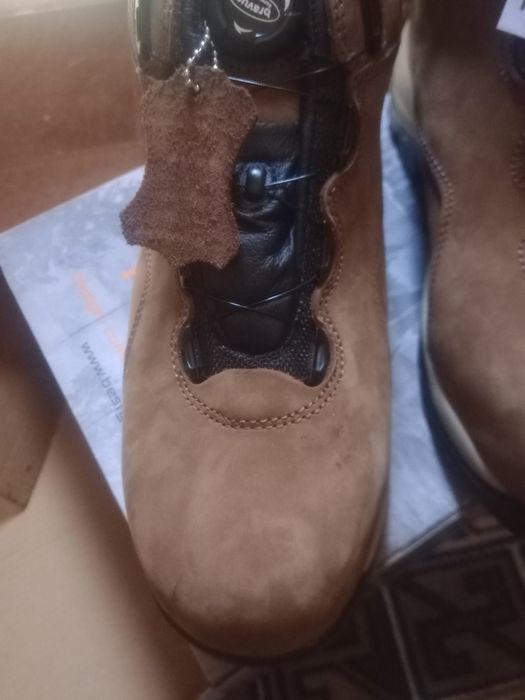 Bota de segurança no trabalho