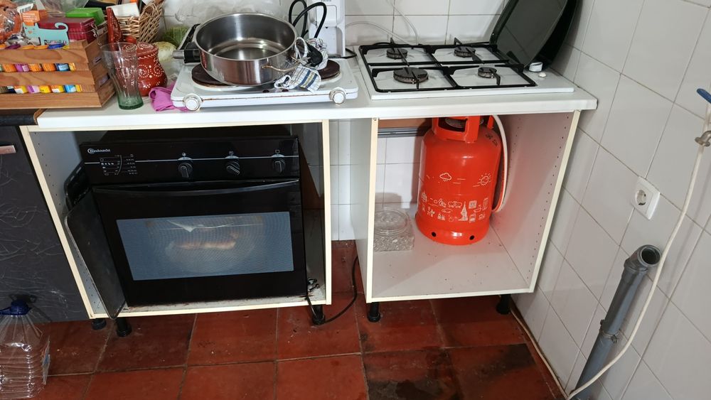 Conjunto de Placa gás, forno elétrico e móvel
