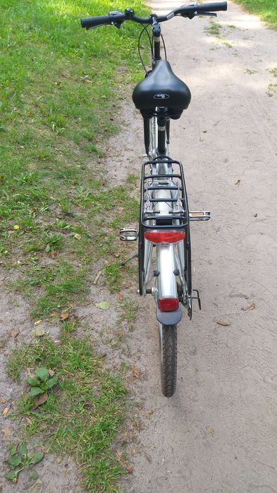 Rower trekkingowy DAMKA  koła28" jak nowy przejech ok 25km WARTO KUPIĆ