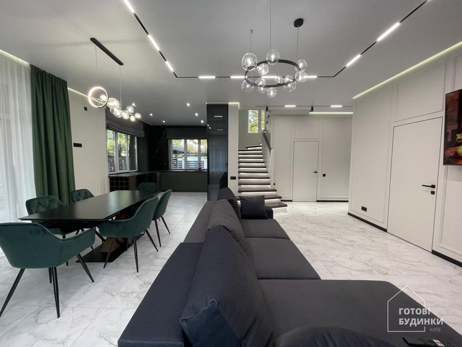 Будинок з меблями