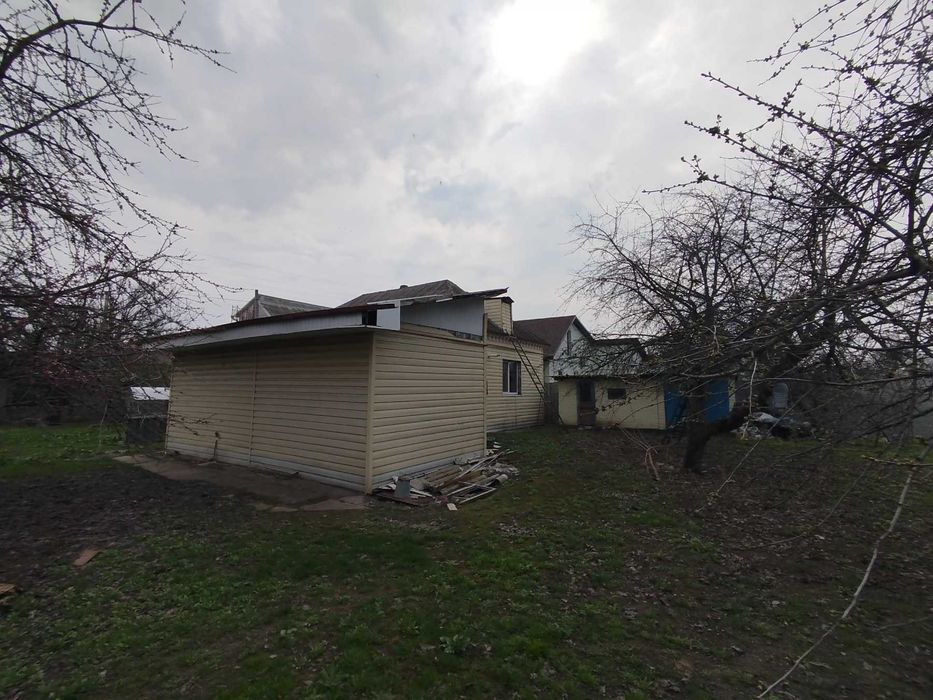 Продам будинок 70 м. кв. 18 соток. Підгородне