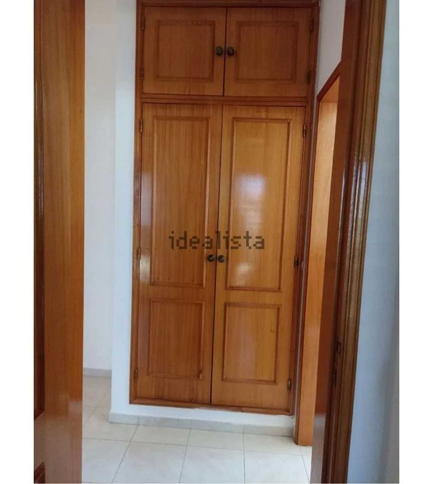 Apartamento T2 nas Gambelas para alugar longa duração