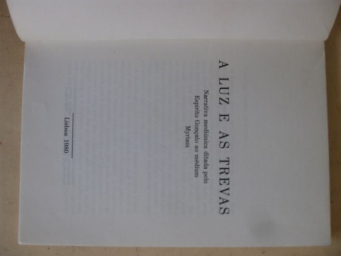 A luz e as trevas- Myriam