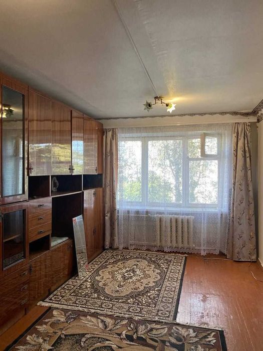 кімната в гуртожитку на пд-зх