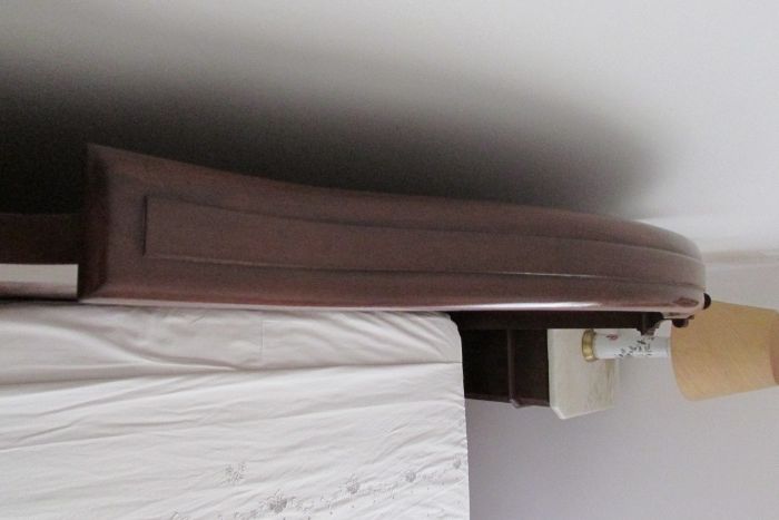 Cama clássica restaurada