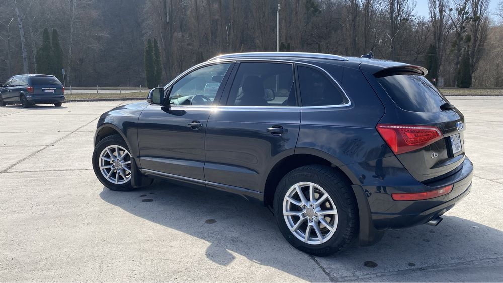 Audi q5 2012(2013 США) Ауді ку5