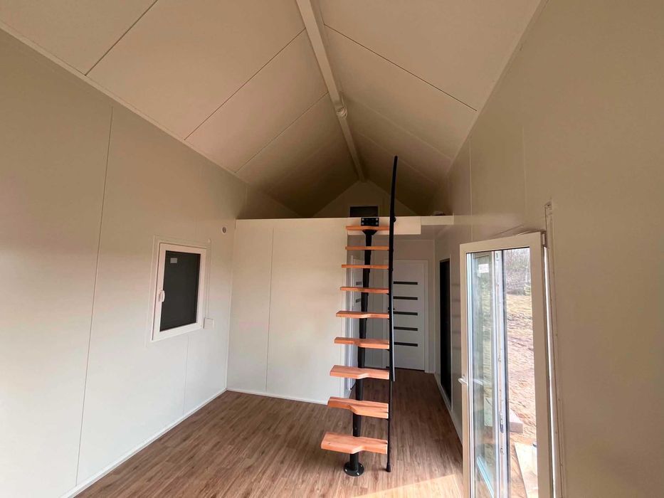Nowoczesny Dom Modułowy 8 × 3,5 m | Antresola | Całoroczny | Pod Klucz | Producent