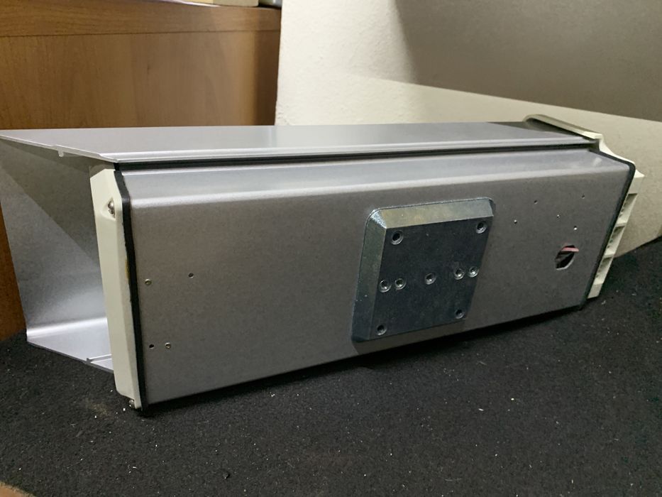 Caixa alumínio exterior p/câmara CCTV