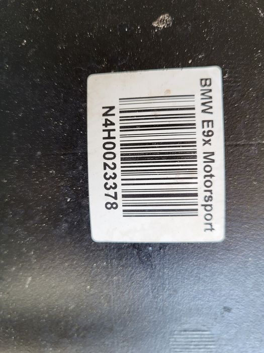 Zbiornik paliwa bmw m3 e92 e93 e90 v8 4.0 420km  Kompletny