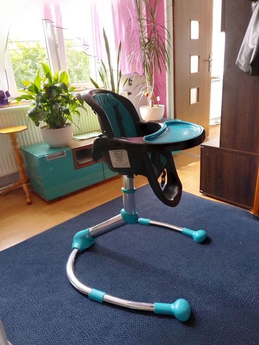 Fotel dziecięcy do karmienia i nie tylko