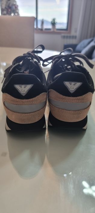 3 pares de sapatilhas Emporio Armani, EA7( VENDIDAS) preço de cada par