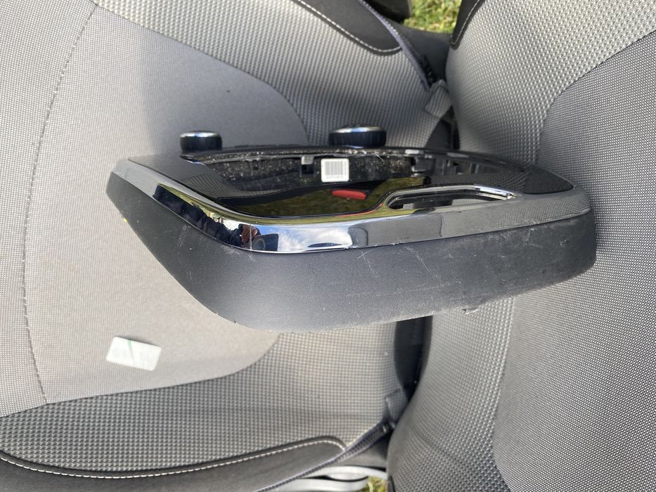 Ramka radia renault captur l