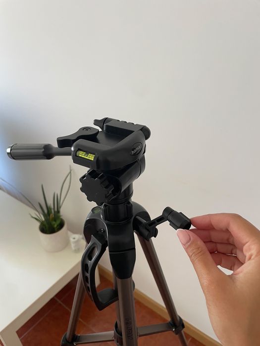 Tripé HAMA STAR 61