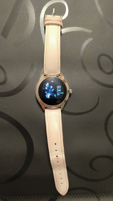 Продам смарт годинник Smart Watch Pro KW10