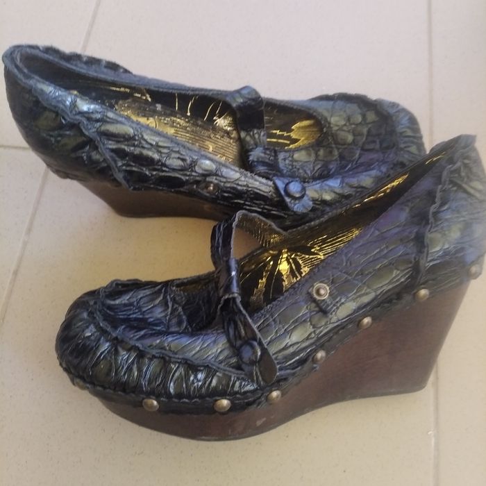 Buty na koturnie gotyckie rozmiar 39