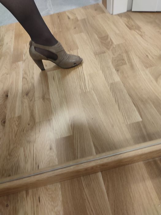 Buty skórzane na obcasie