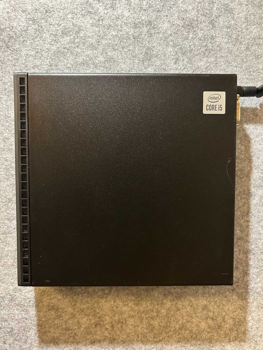 Bardzo ładny komputer Lenovo ThinkCentre m70q mini i5 16GB 512 SSD