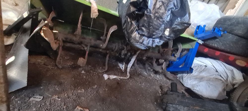 Продається мотоблок з фризою