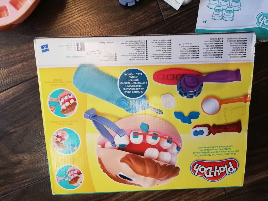 CIASTOLINA Play doh Dentysta