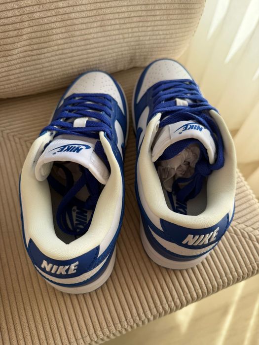 Ténis azuis nike , muito confortável