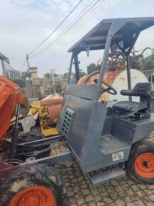 Dumper MZ.IMER de 3000 kg auto carregador Usado