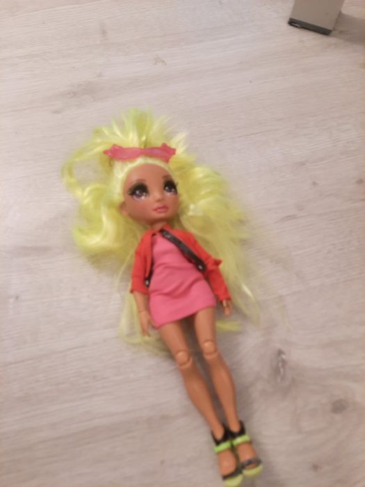 Lalka Rainbow High
