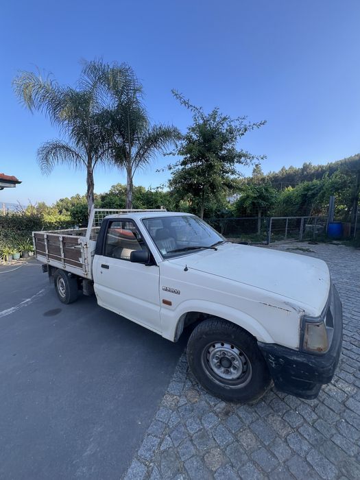Vendo carrinha de trabalhdo Mazda b220