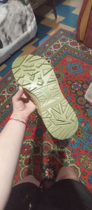 Продаются тактические берцы.