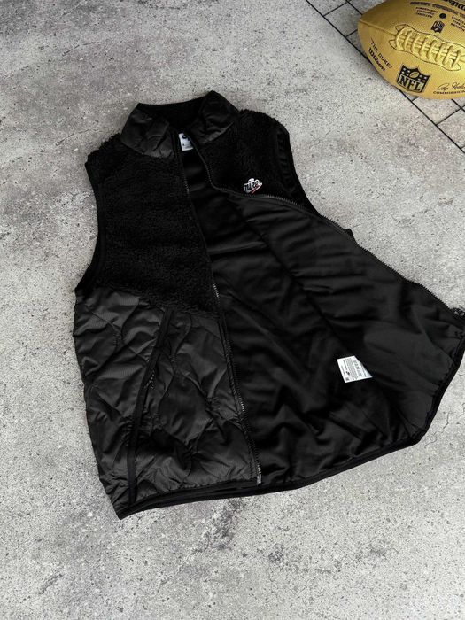 Жилетка Nike old school чорна безрукавка